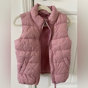 Girls Old Navy puffer vest